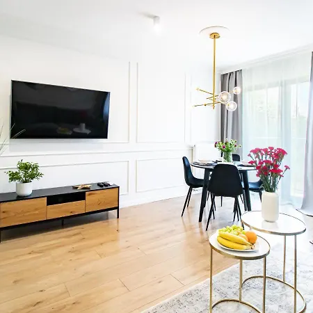 Golden Star Apartment-3